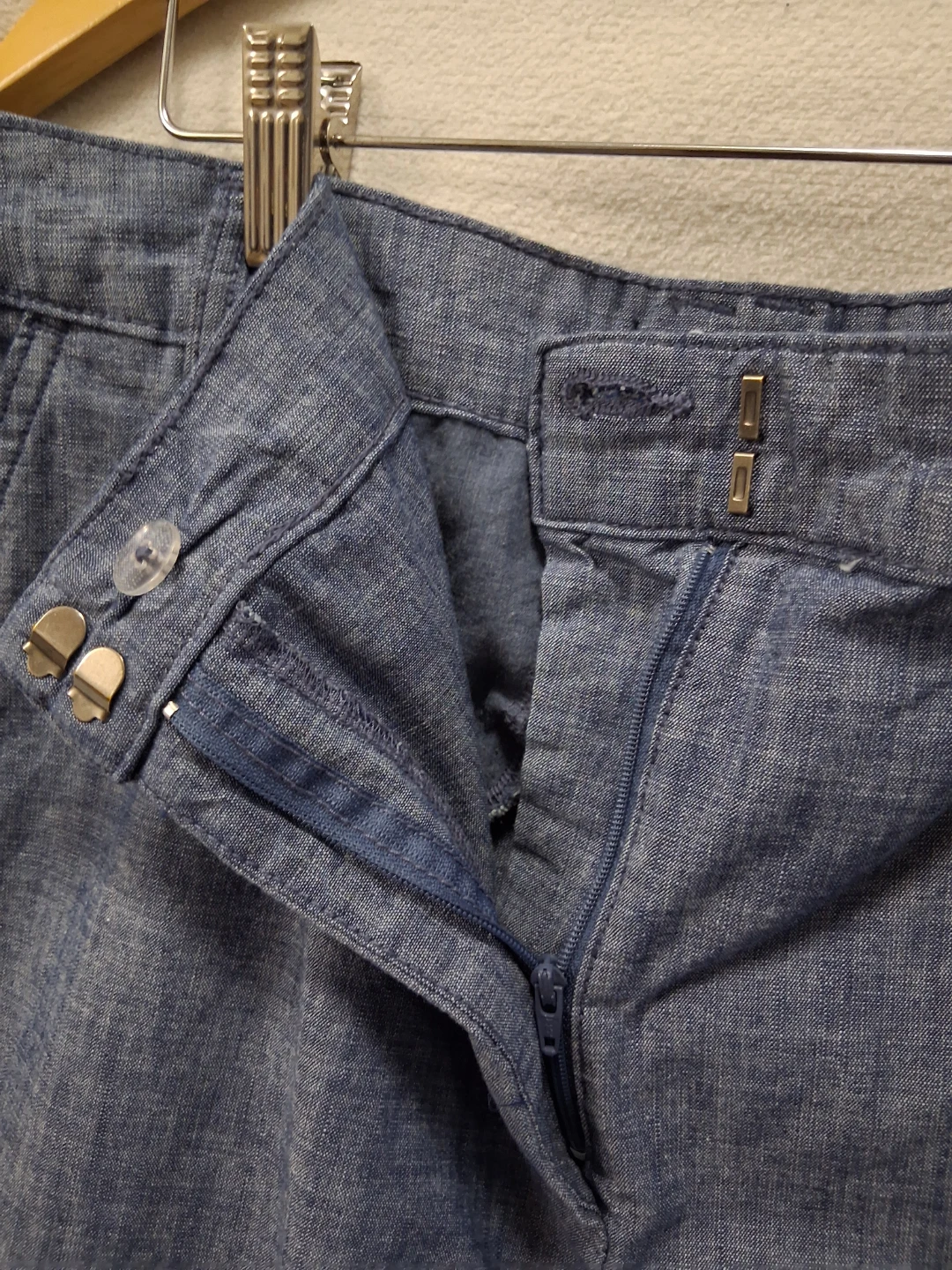 SIZE 14 Reitmans Women's Petite Size 14 Blue Capris,Wide Legs - photo 3