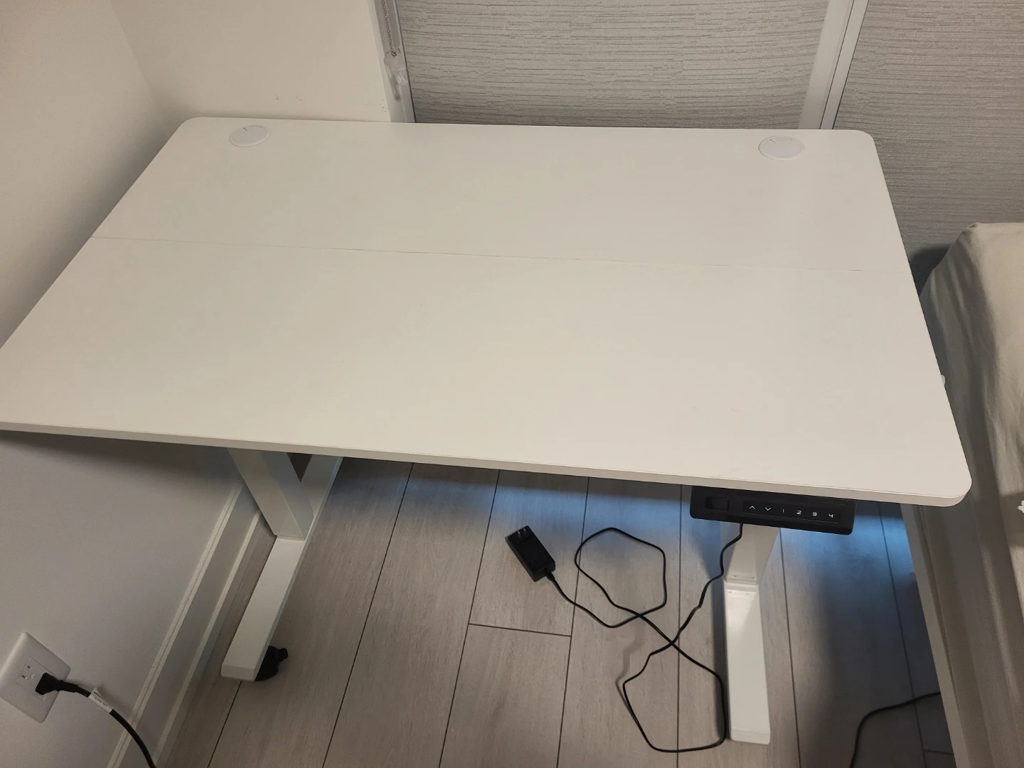 Auto White Standing Desk - $80 pickup today only