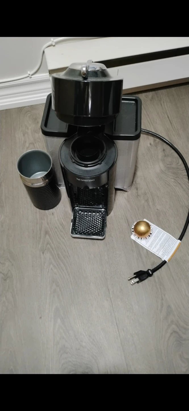 Nespresso VertuoPlus Coffee Machine - photo 2