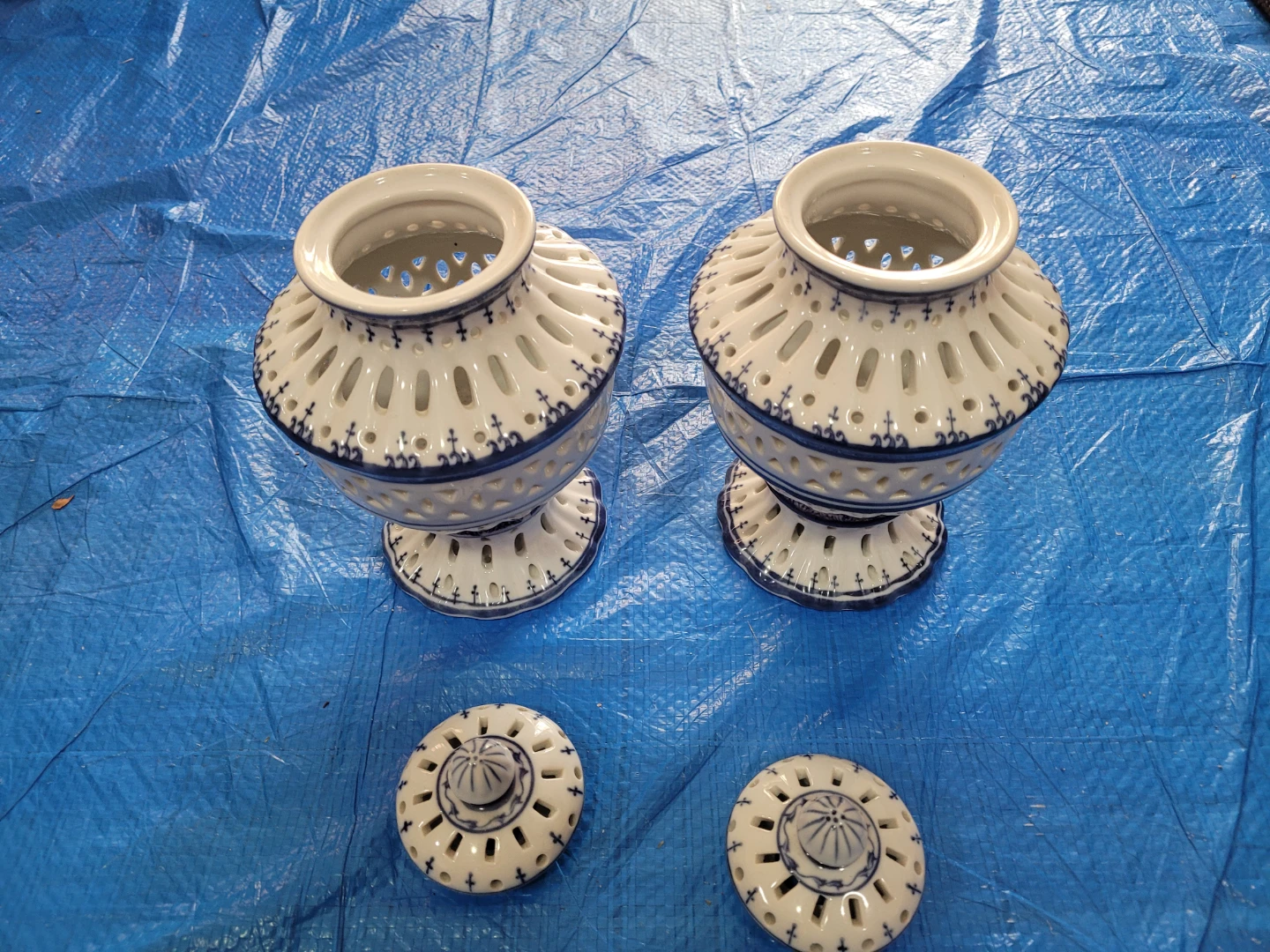 Pair of White and Blue Ceramic Decorative Vases - photo 3