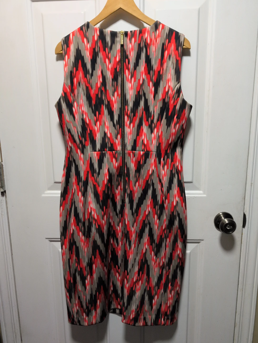 Calvin Klein Sleeveless Sheath Dress - Red/Black/Grey Print - photo 3