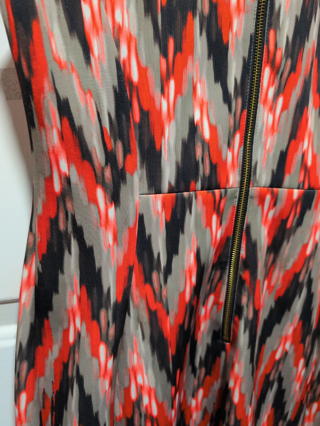 Calvin Klein Sleeveless Sheath Dress - Red/Black/Grey Print - photo 5