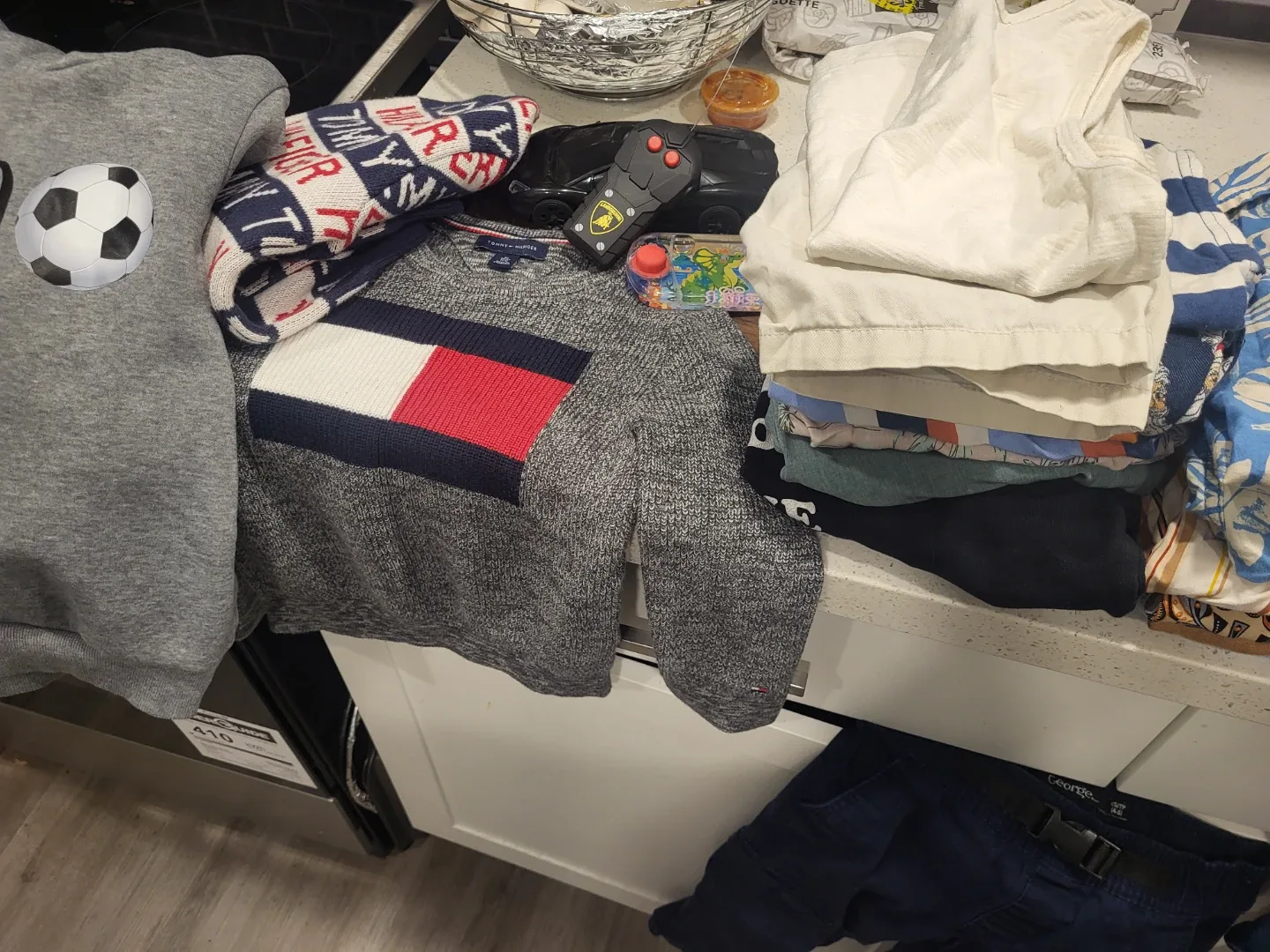 Tommy Hilfiger Sweater and Boys' Clothing Bundle - photo 4
