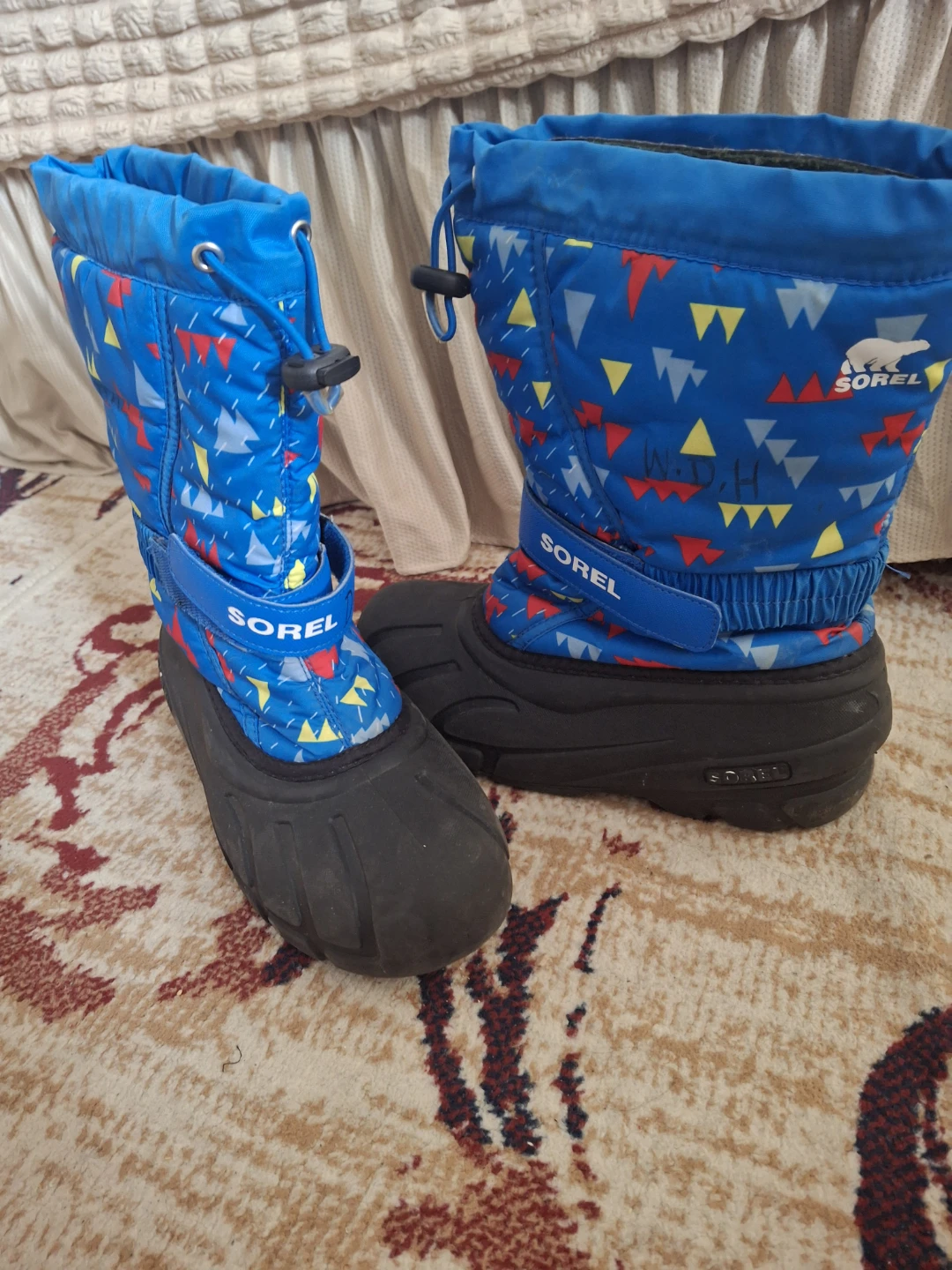 Sorel Kids Winter Boots Size 6