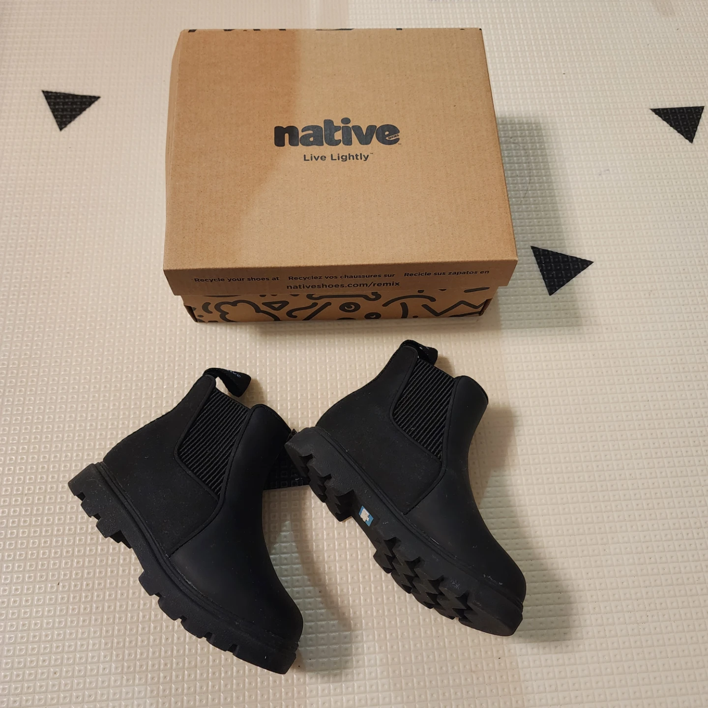 Native Black Chelsea Boots - toddler Size 7c - photo 4