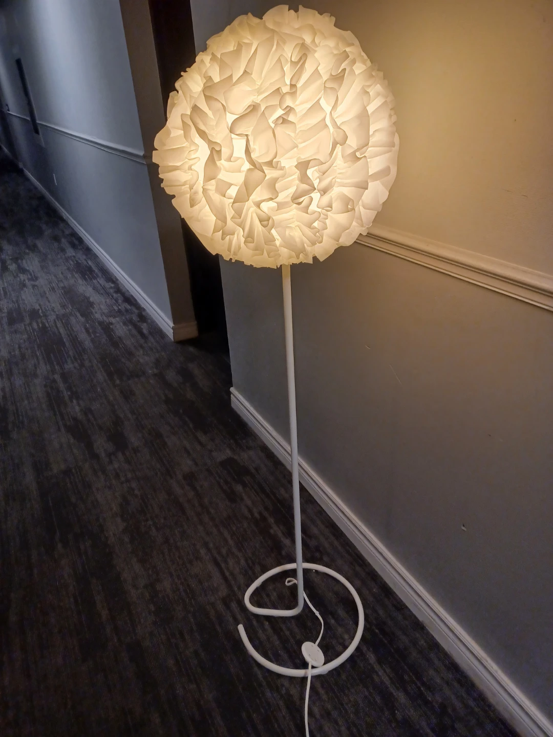 White Floor Lamp with Ruffled Shade - photo 5