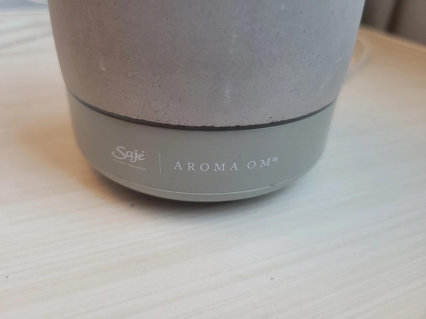 Saje Aroma Om Diffuser with Essential Oils Set - photo 2