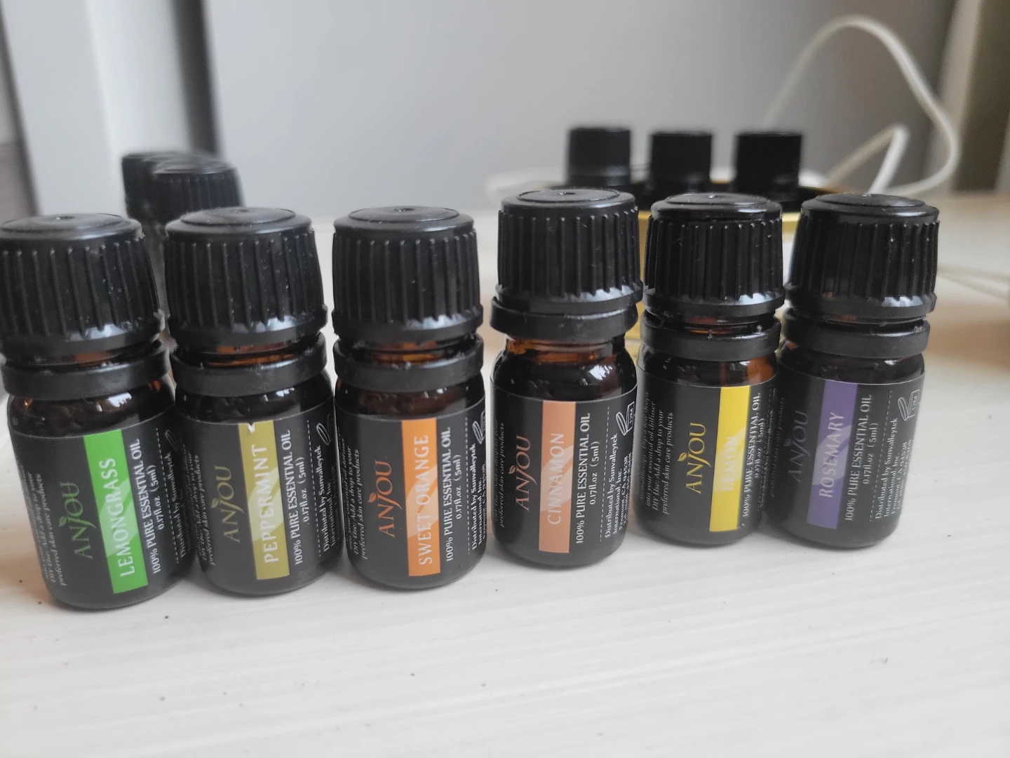 Saje Aroma Om Diffuser with Essential Oils Set - photo 4
