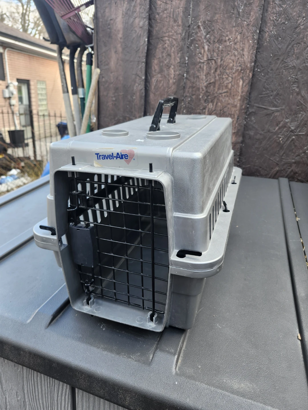 Travel-Aire Pet Carrier (small-perfect for small pets)