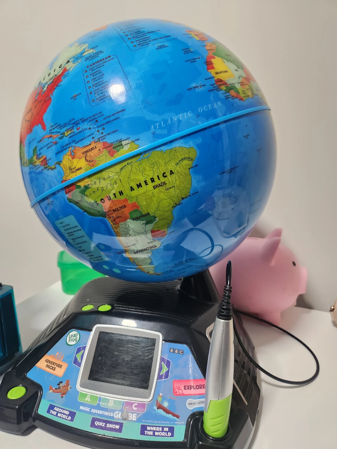 LeapFrog Magic Adventures Globe
