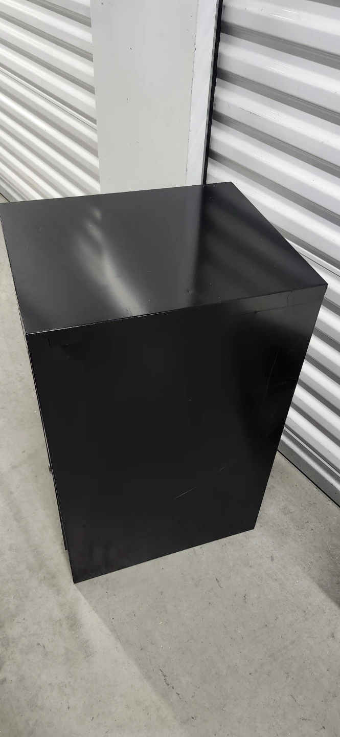 Metal filing cabinet ( no key) - photo 4