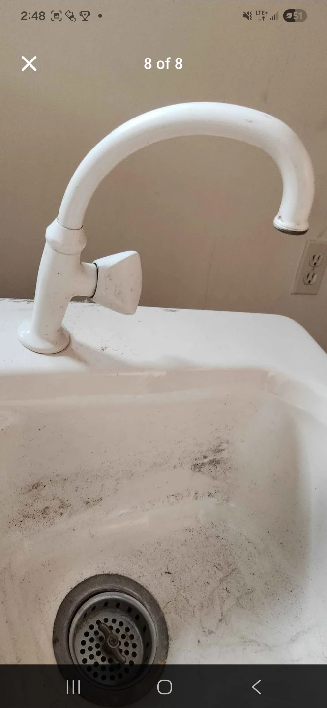White 3-Basin Kitchen Sink with Faucet - photo 4