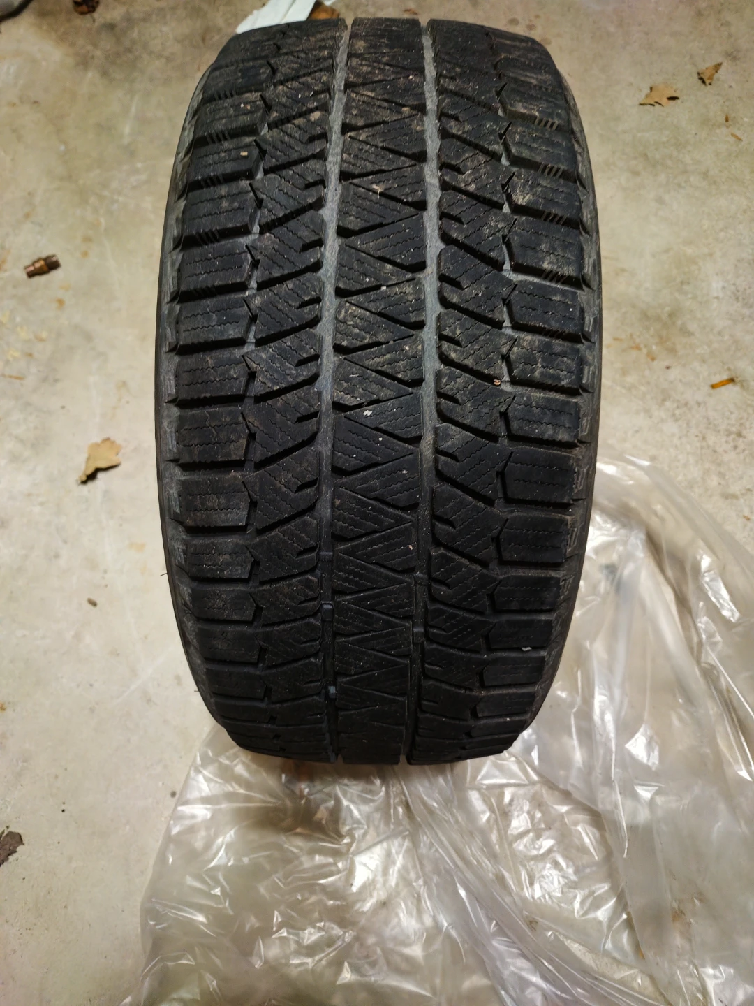 245/40r18 Bridgestone winter tires set - photo 4