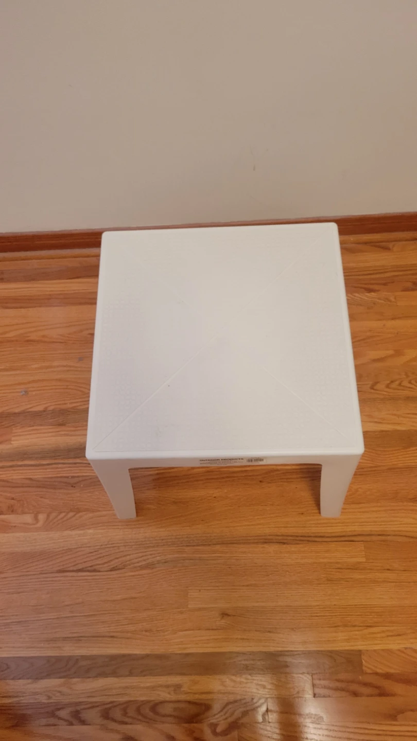 Outdoor Products White Plastic Side Table - photo 2