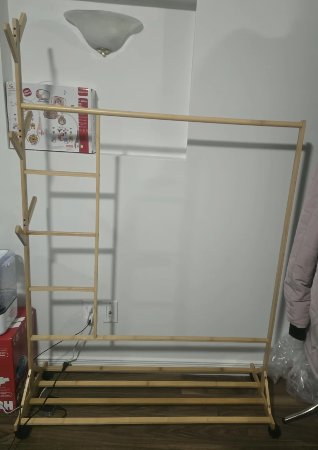 bamboo Clothes Rack with moving tires - photo 2