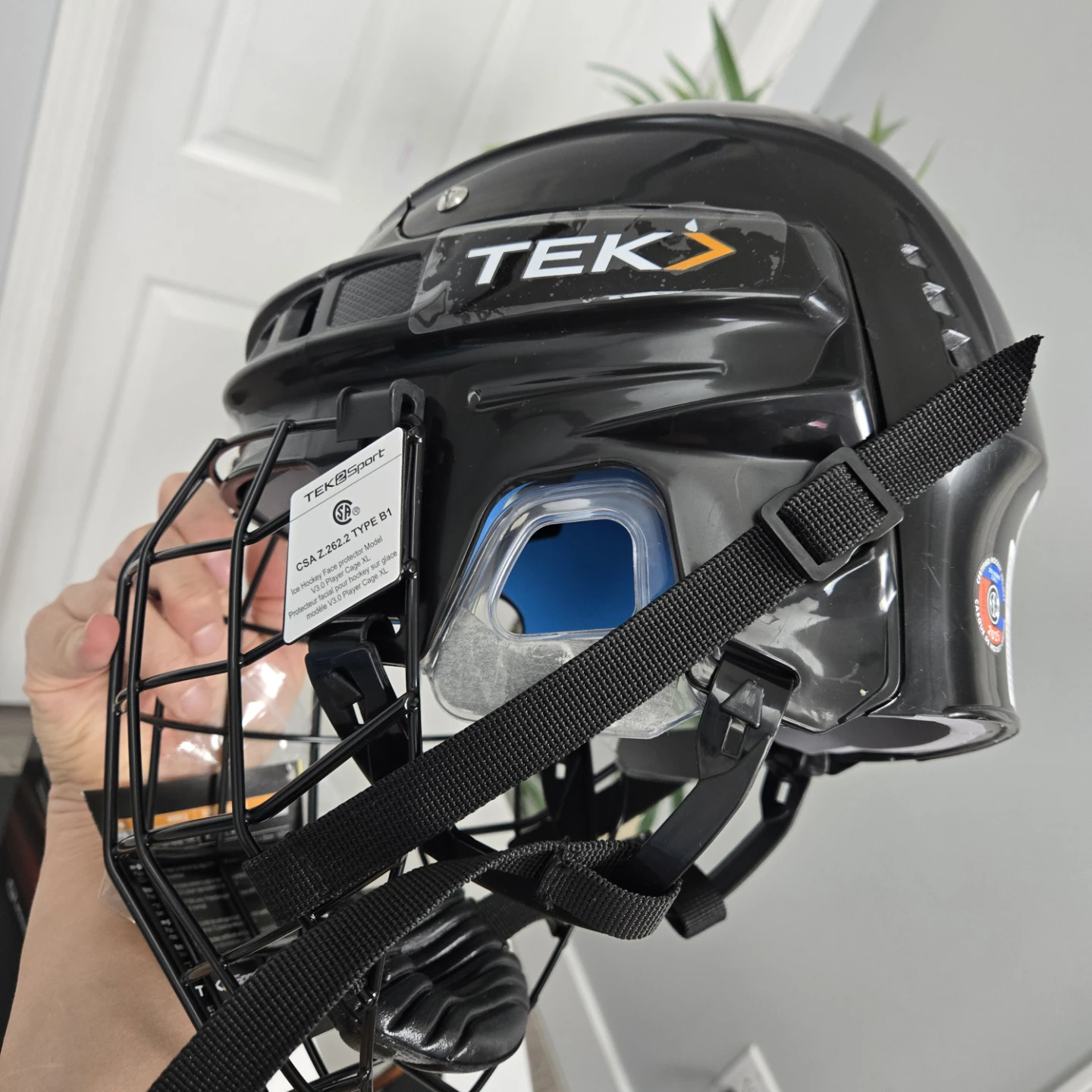 Adult skates helmet size XL - photo 2