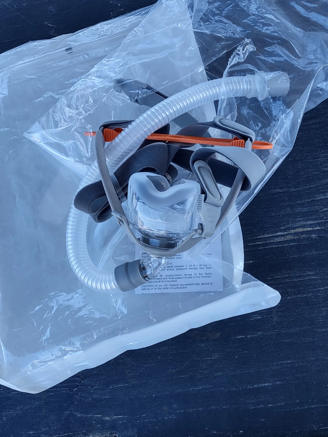 Free delivery CPAP Mask and Tubing Set - photo 2