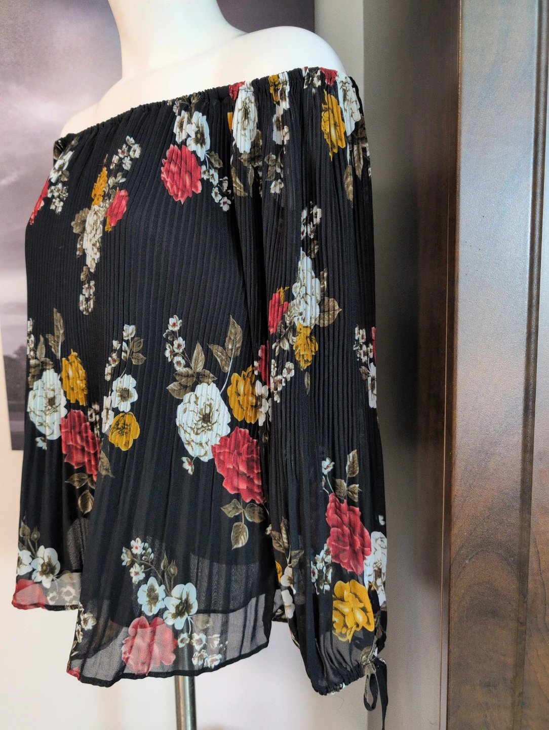 Black Floral Off-the-Shoulder Blouse - photo 5
