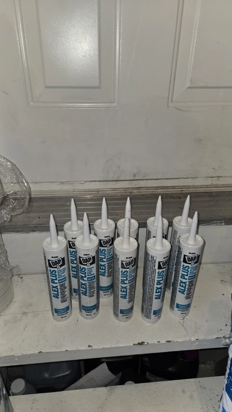 DAP Alex Plus White Acrylic Latex Caulk with Silicone