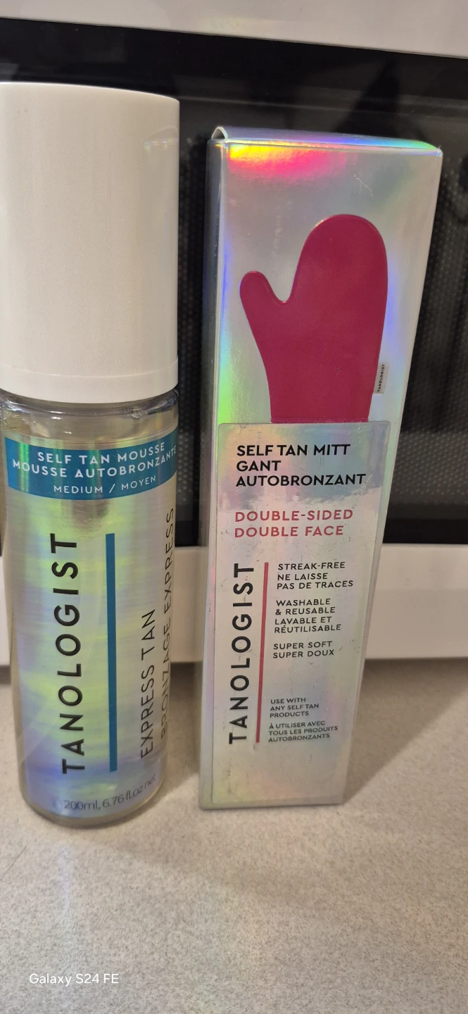Tanologist Self Tan Mousse and Double-Sided Mitt