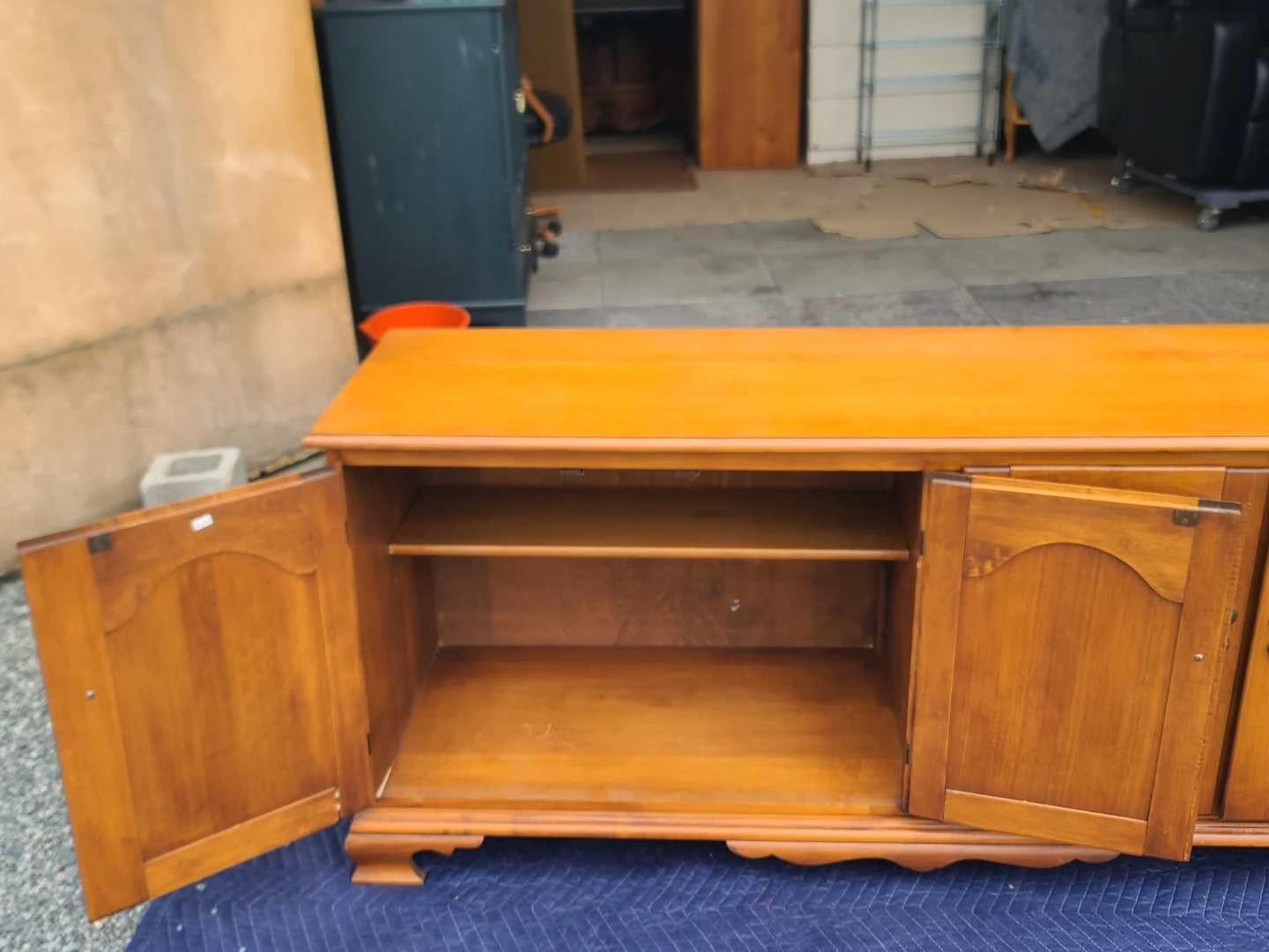 Wood Sideboard Cabinet - photo 3
