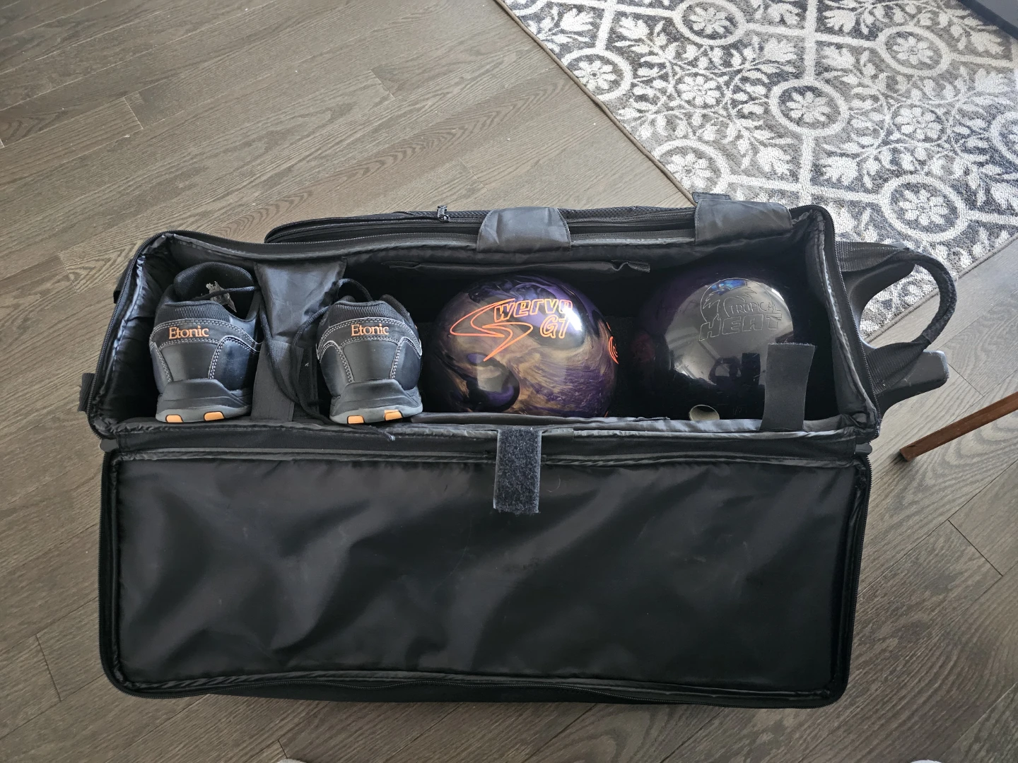 3-Ball Bowling Set –Roller with Storm & Columbia Balls 13LBS.