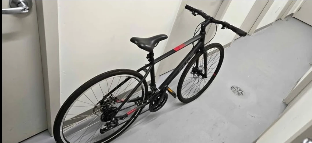 BIKE - Pacific Glory City Trekking Bike - Size M (17 inch)