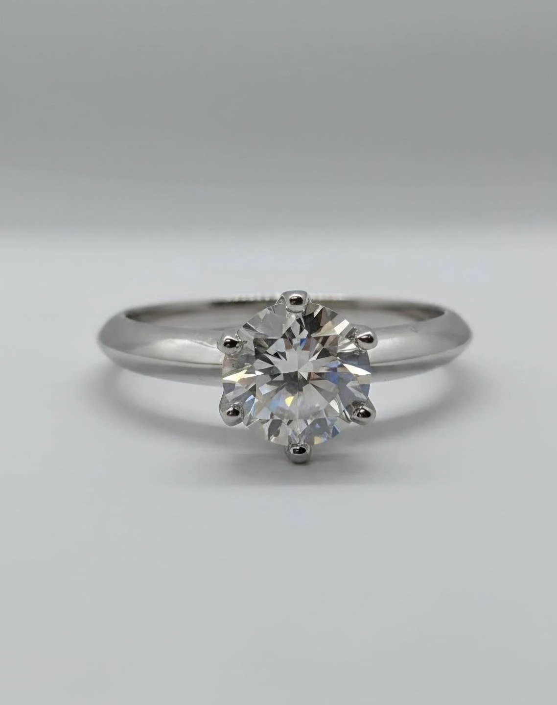 1 carat mossanite ring