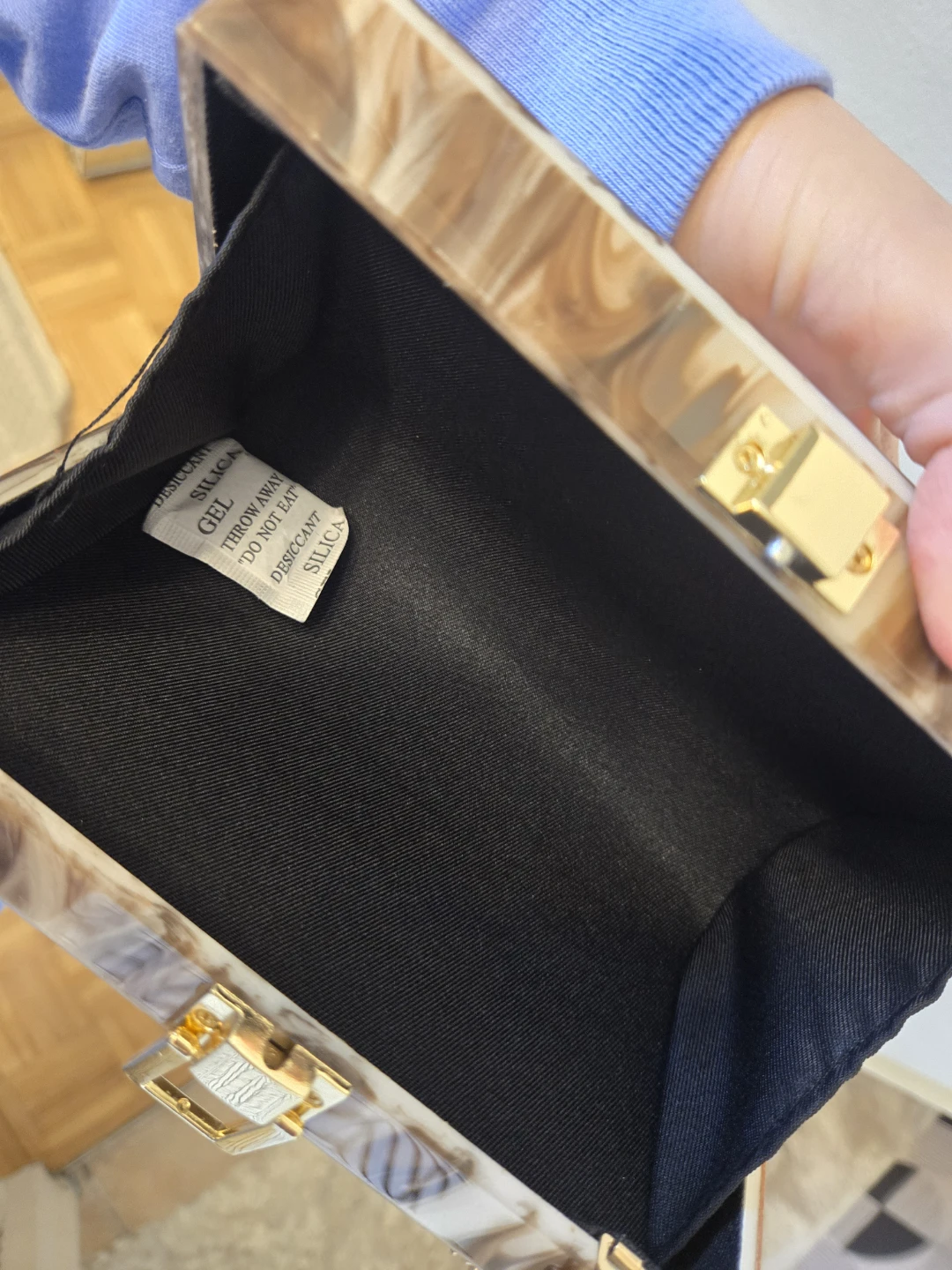 Acrylic Clutch Bag - photo 5