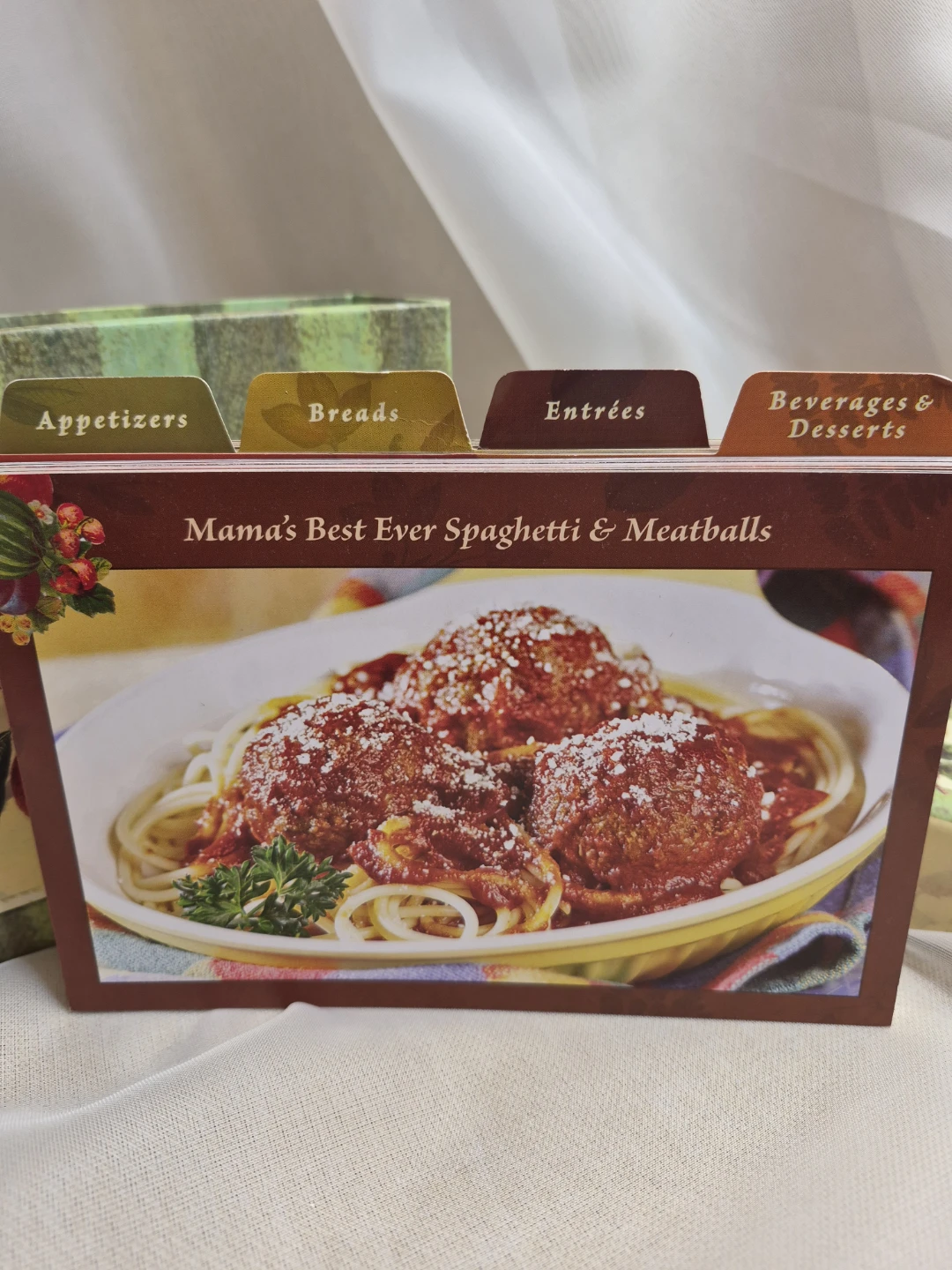 Artwork & Walter Robertson Box of Recipes - photo 2