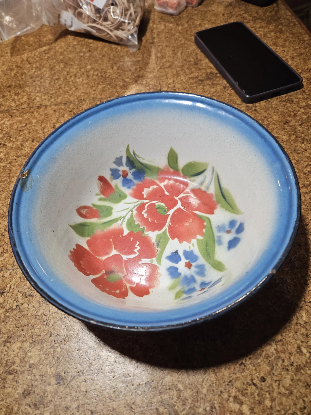 Vintage Enamel Bowl with Floral Design - photo 4