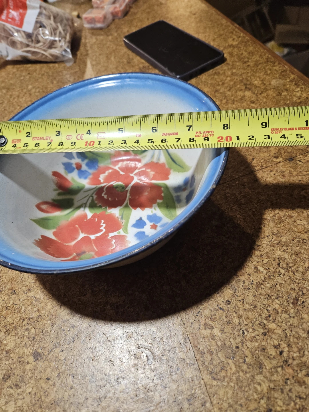 Vintage Enamel Bowl with Floral Design - photo 5