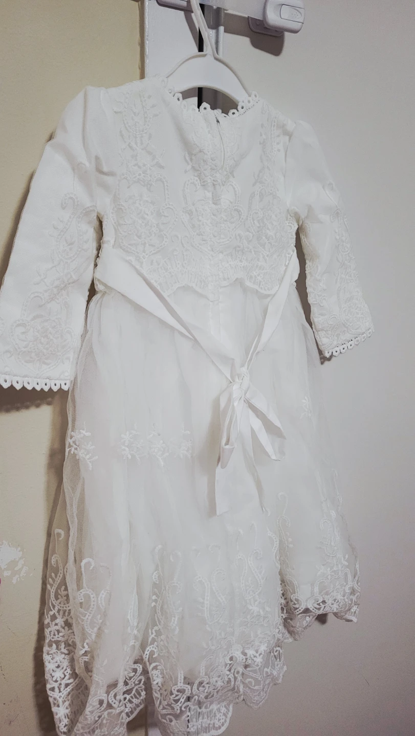 White Lace Baby Bonnet and Dress Set - photo 2