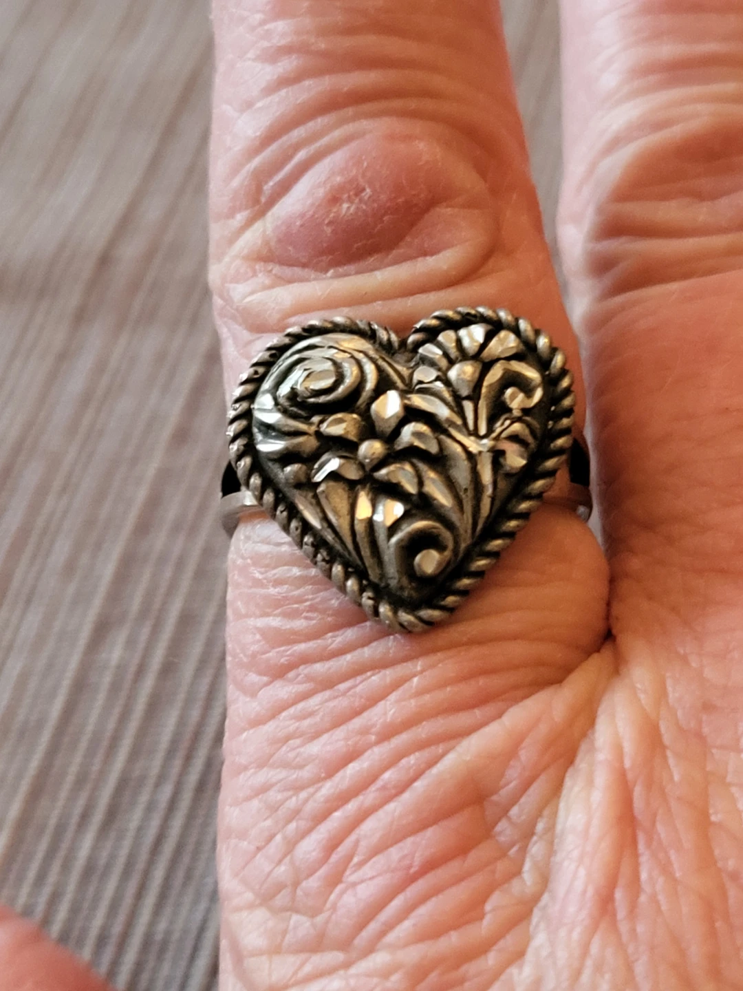 Silver tone Heart Ring - photo 2