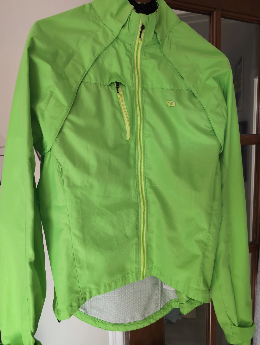 Sugoi Running/Cycling Jacket- M