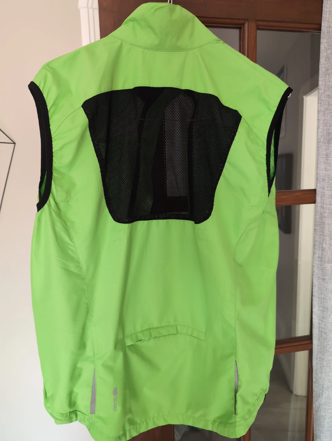 Sugoi Running/Cycling Jacket- M - photo 4
