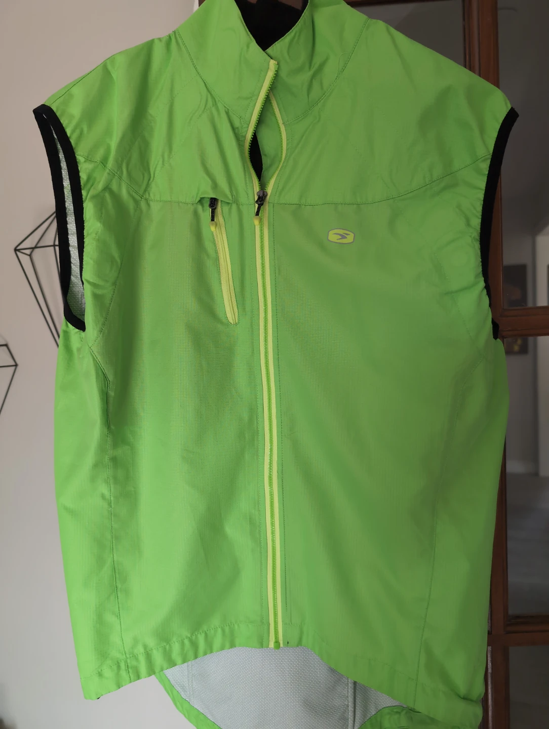 Sugoi Running/Cycling Jacket- M - photo 5