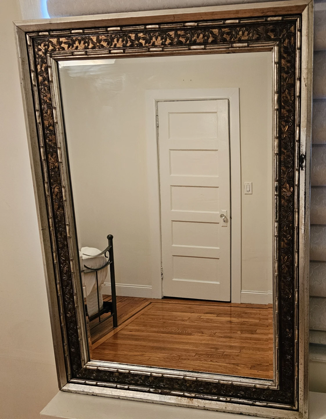 Large ornate vintage mirror - photo 3