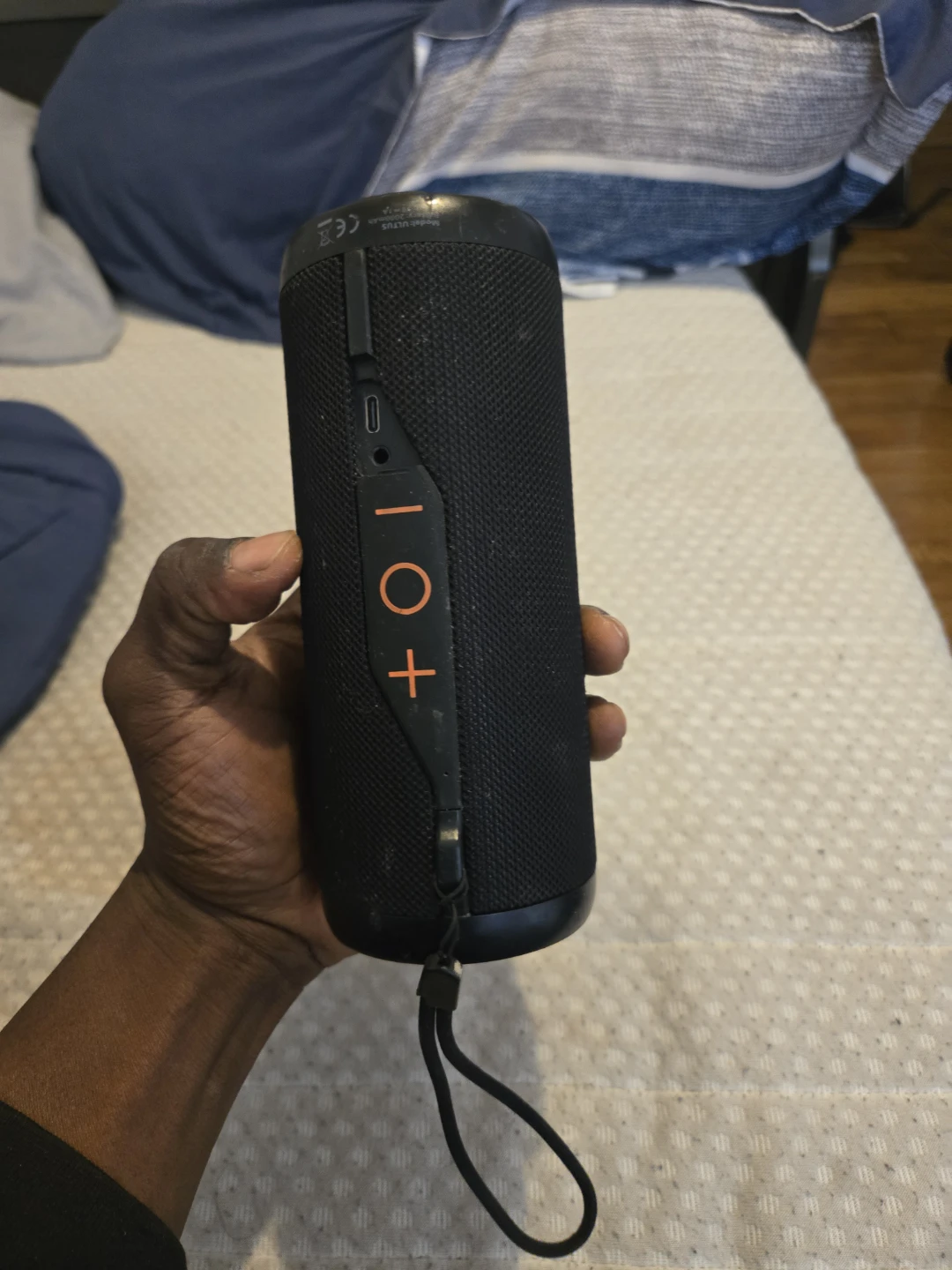 Black Portable Bluetooth Speaker