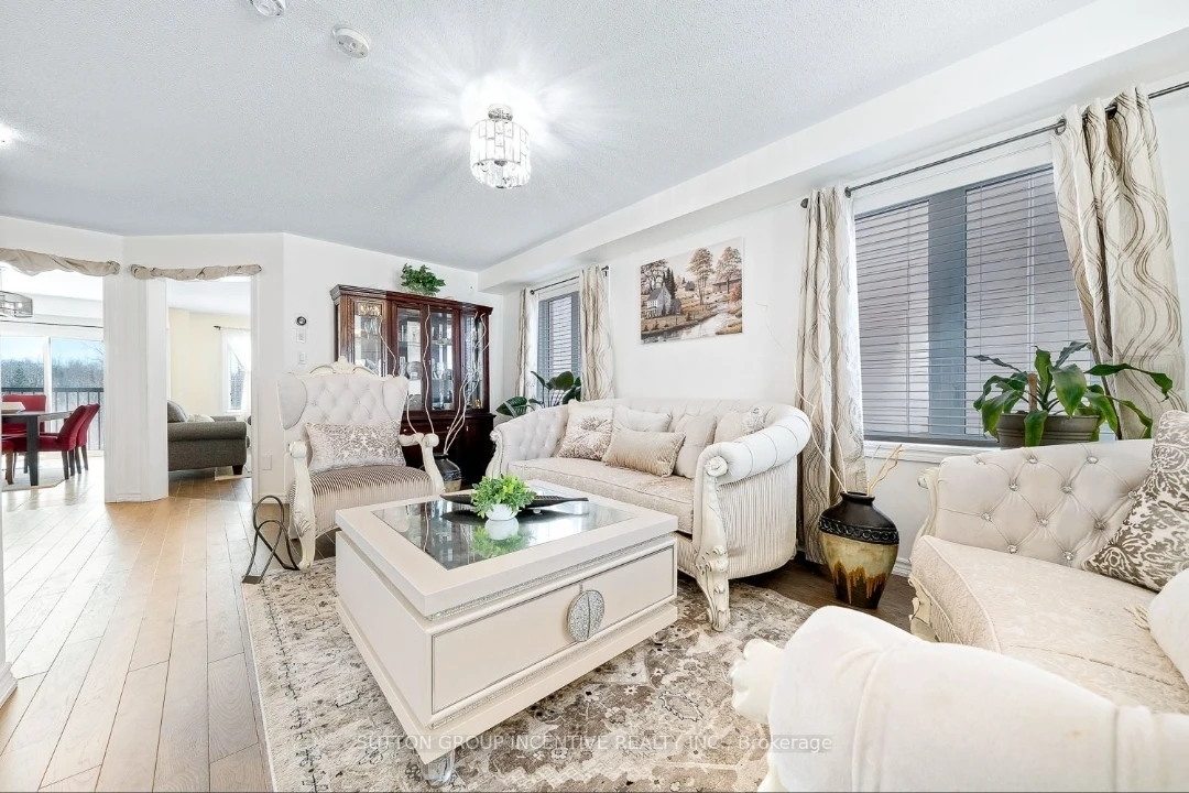 Elegant Living Room Set