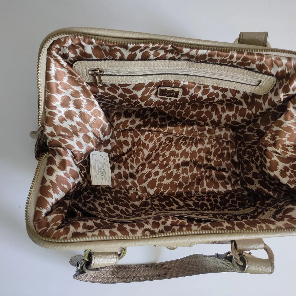 Guess Satchel Handbag - photo 5