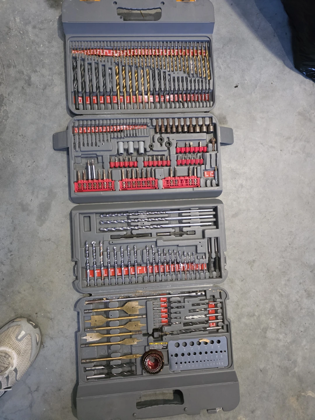 Multi-piece Drill Bit and Accessories Set