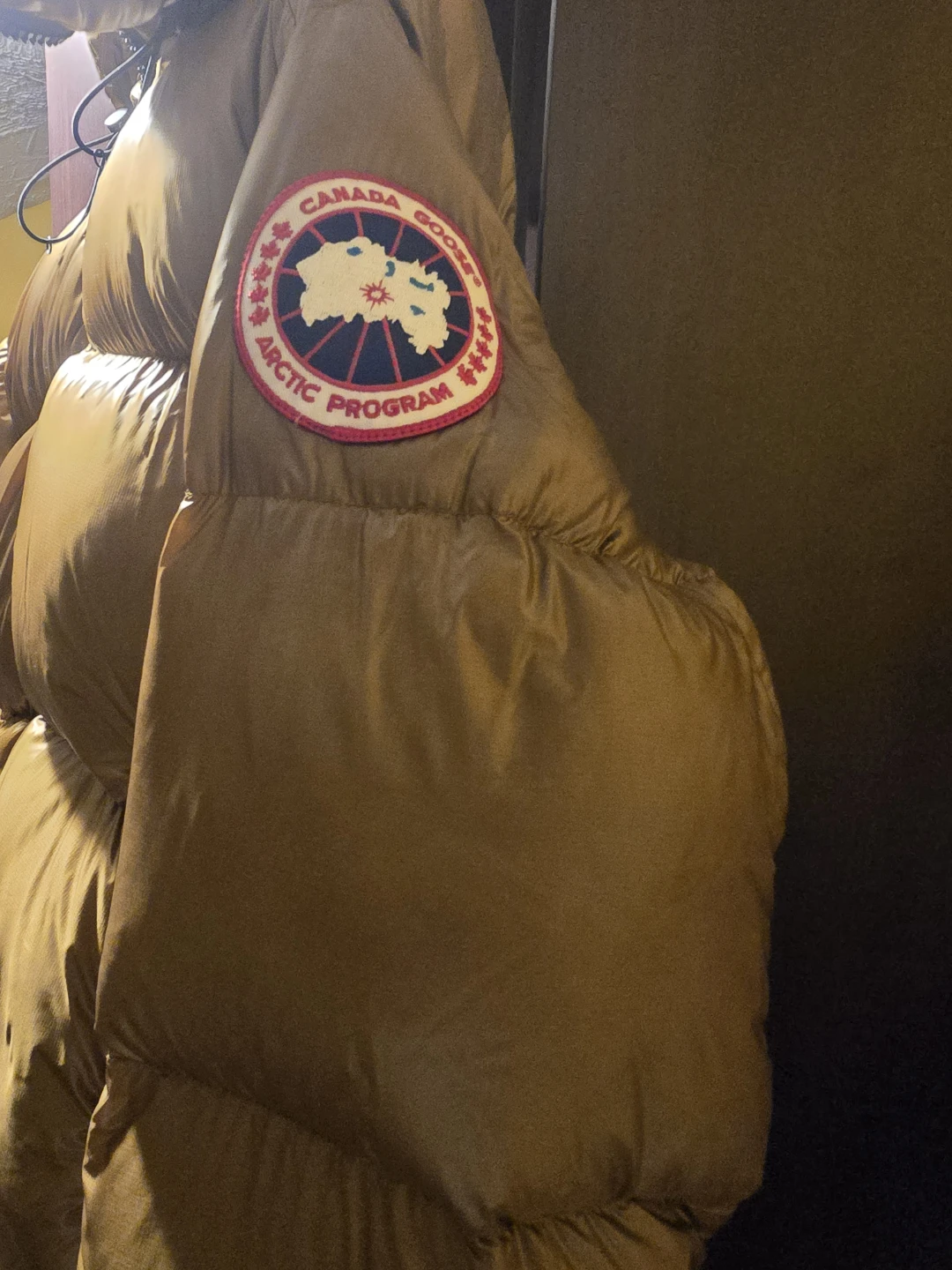 Canada Goose Crofton Puffer Jacket - Gold - photo 2