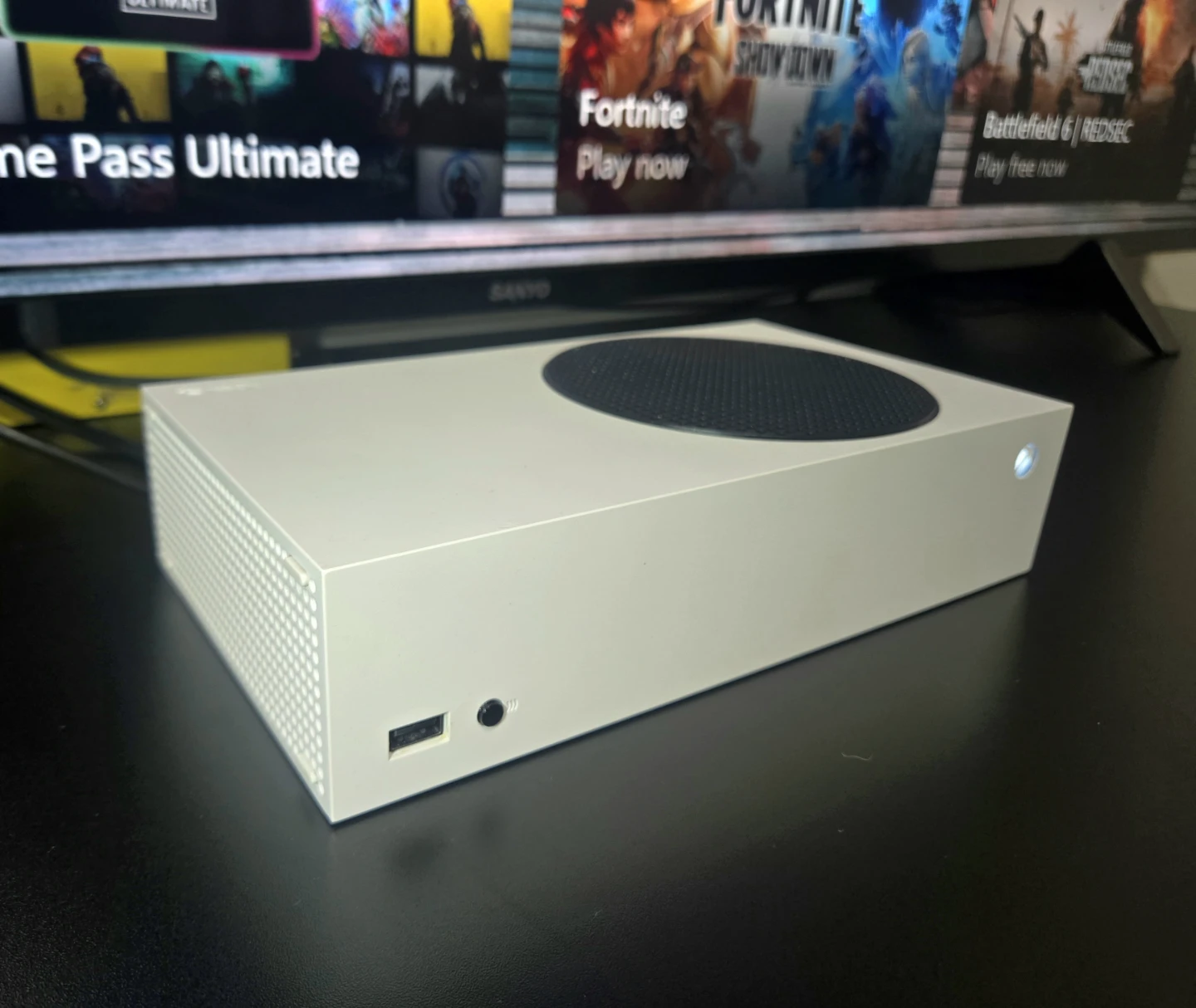 Xbox Series S Console w/ Controller / Clean & Ready - photo 2