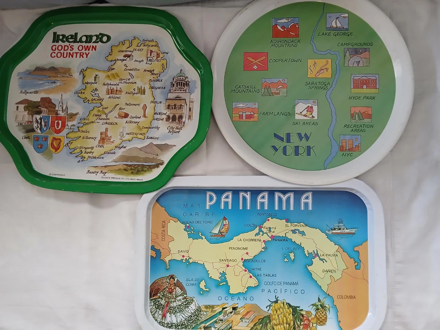 3 Vintage Metal trays. $3 each. Pick up only.
