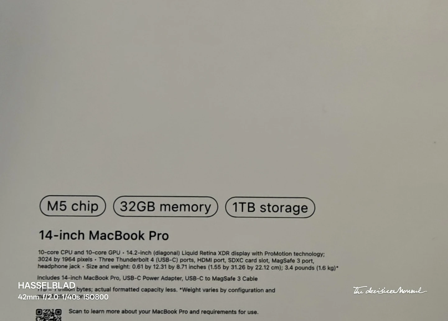 MacBook Pro 14-inch M5 chip, 32GB RAM, 1TB Storage (SEALED) - photo 3