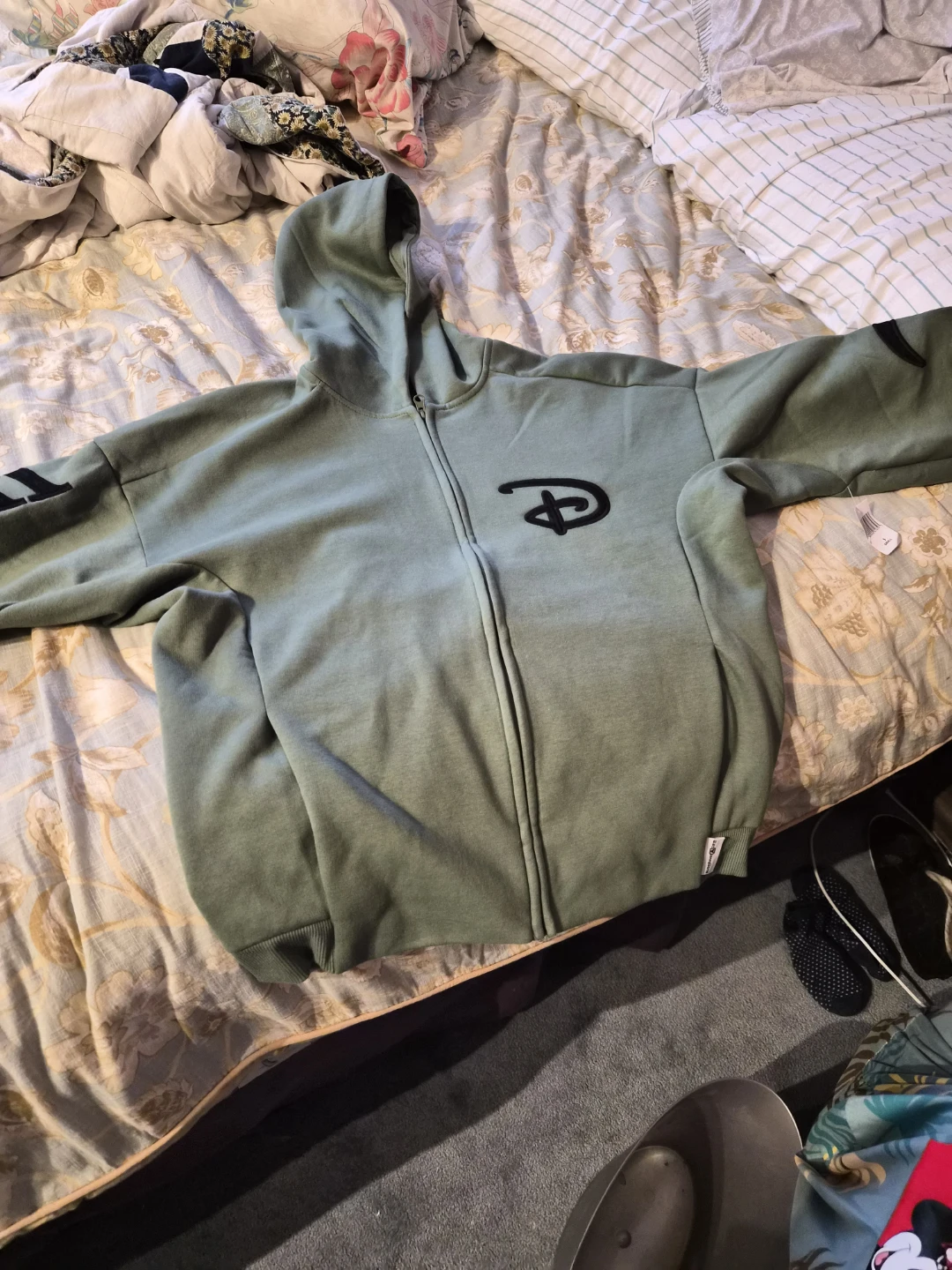 Disney World Zip-Up Hoodie - photo 3