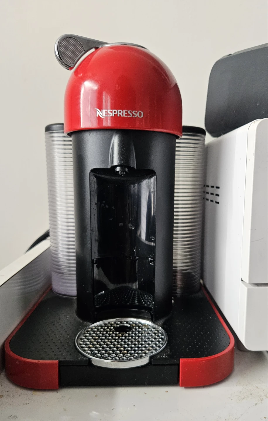 Nespresso Vertuo Coffee Machine - photo 2