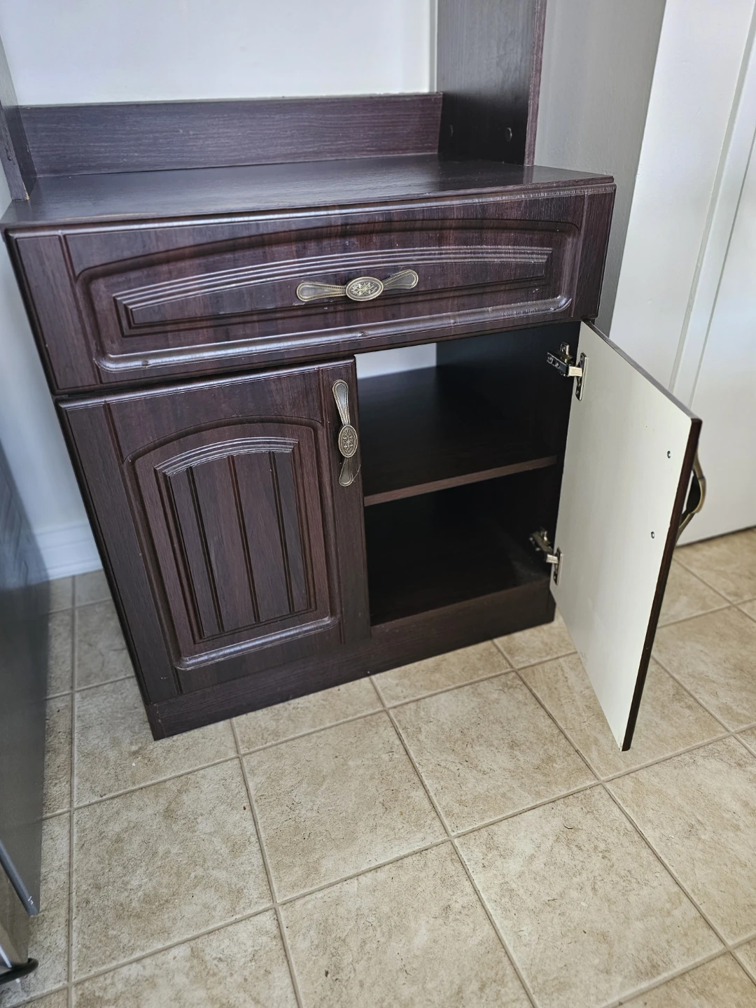 Dark Brown Kitchen Cabinet with Glass Doors - photo 3