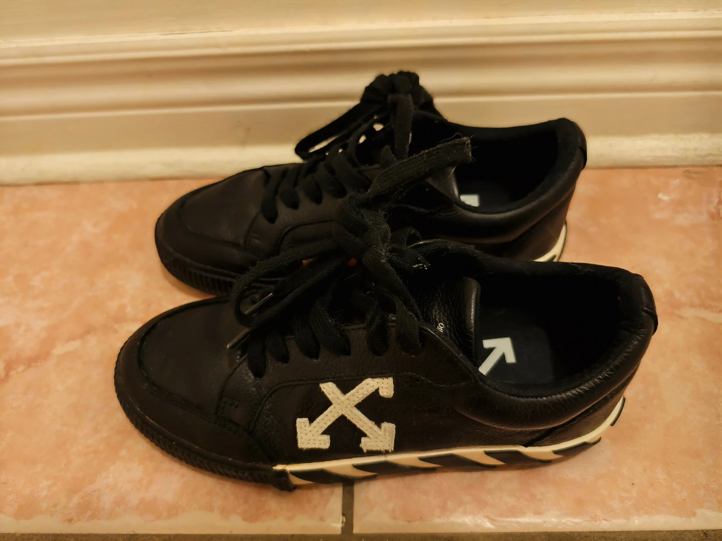 OFF WHITE Vulc Low Black Leather Sneakers - photo 2